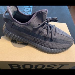 Yeezy Boost 350 V2 Cinder